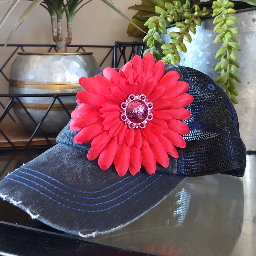 Women's Western Trucker Hat